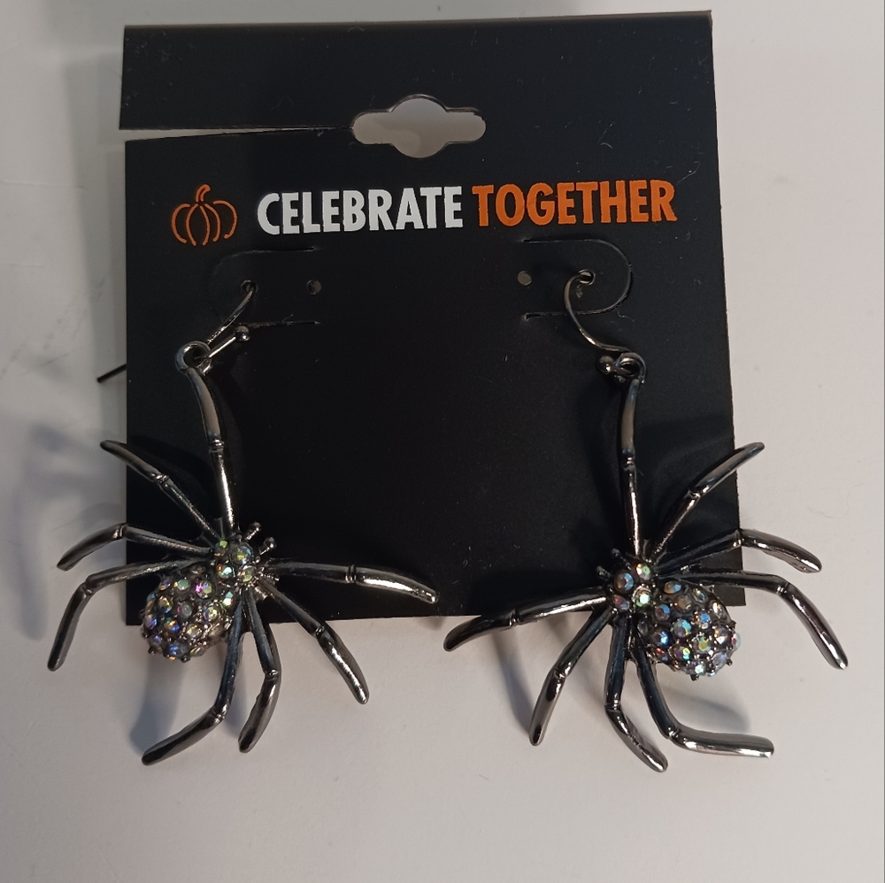Spider earrings